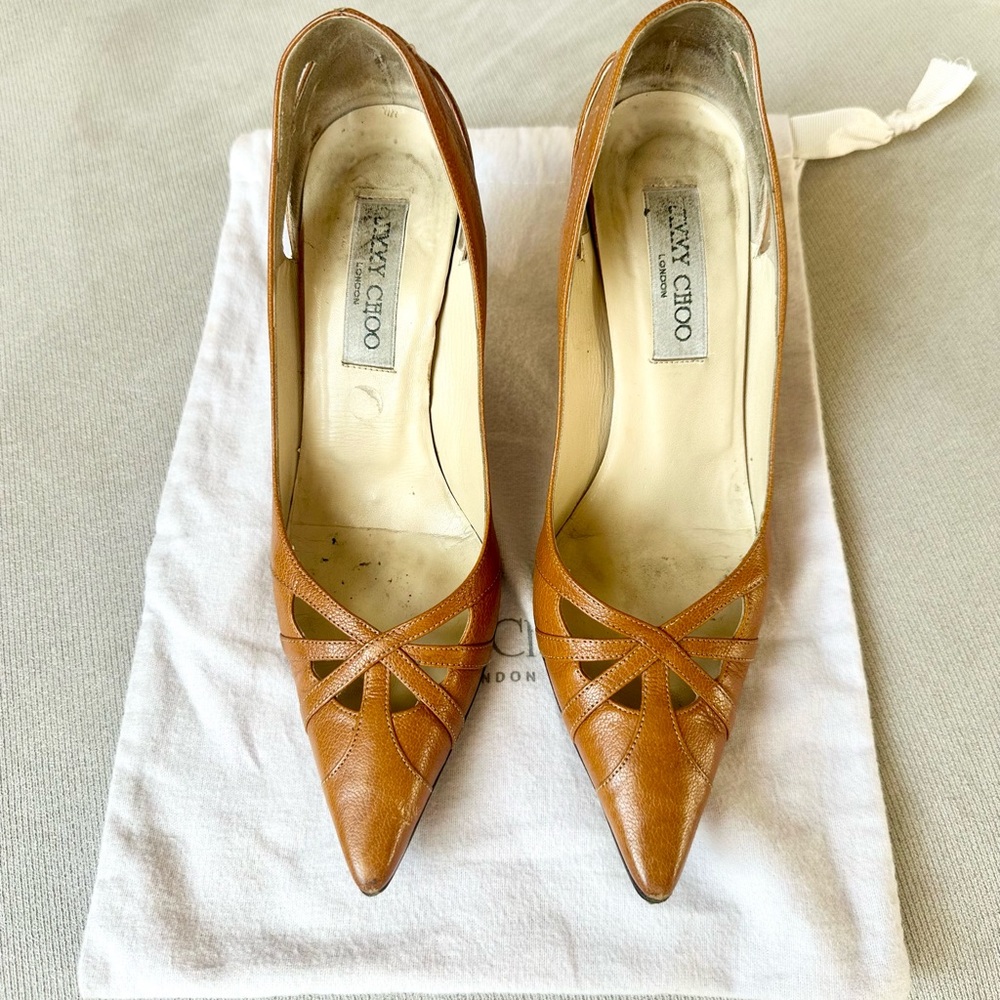JIMMY CHOO camel leather pumps - gorgeous!
